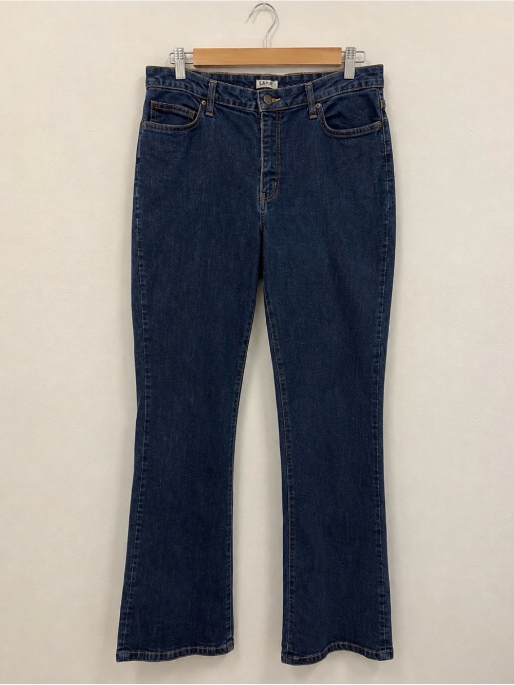 Lee Women’s Dark Indigo Boot Cut Jeans 16 mediumSize